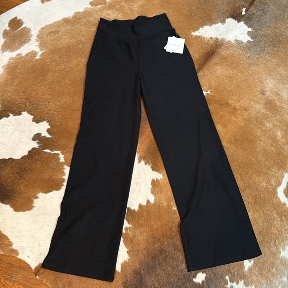 NWT Beyond Yoga Spacedye Laid Back Wide Leg Pant Darkest Night Black Small - Picture 2 of 6